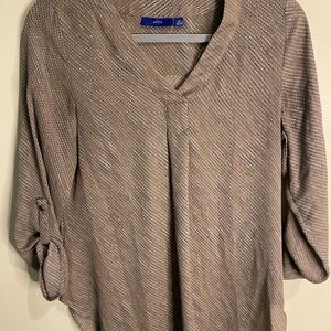 Apt. 9 Women's Beige V-Neck Blouse